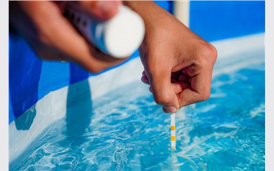 The Benefits of Using Pool Water Test Strips for Your Swimming Pool